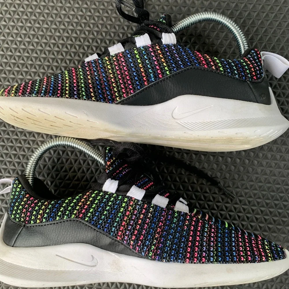 Nike Sportswear Sneakers 4Y Multicolor Athletic Shoes Youth Or Women's 5.5-6 Fun